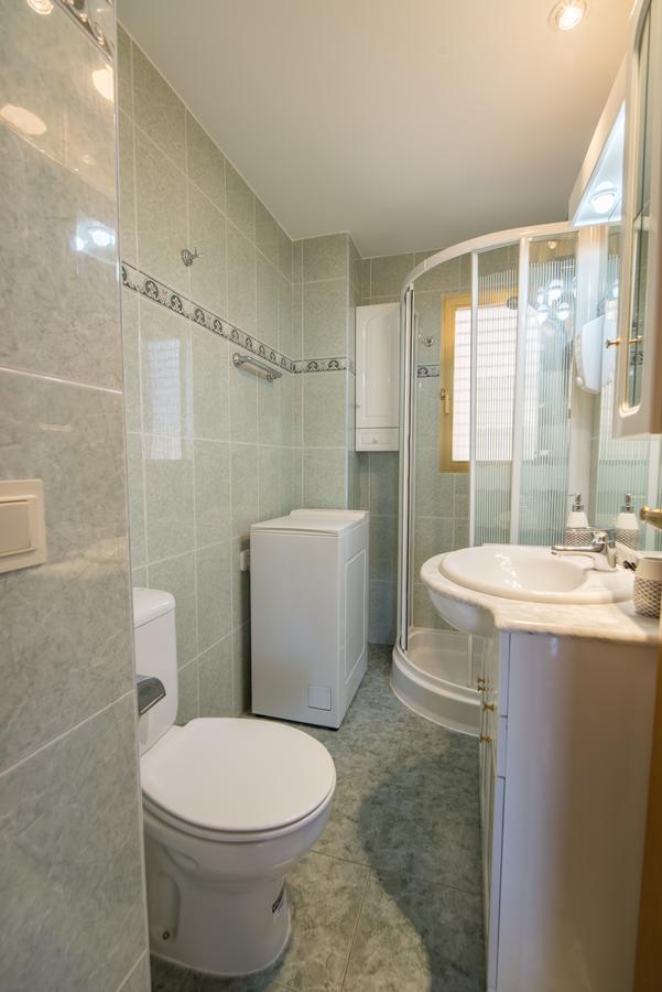 Acuarium Lux Apartment Benidorm Luaran gambar